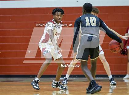 Thumbnail 3 in Kenwood @ Riverdale photogallery.