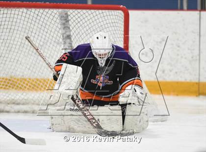 Thumbnail 3 in Stamford/Westhill vs. Hall/Southington (CIAC D3 Quarterfinal) photogallery.