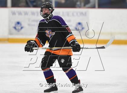 Thumbnail 3 in Stamford/Westhill vs. Hall/Southington (CIAC D3 Quarterfinal) photogallery.