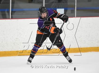 Thumbnail 3 in Stamford/Westhill vs. Hall/Southington (CIAC D3 Quarterfinal) photogallery.
