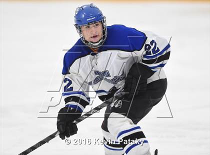Thumbnail 3 in Stamford/Westhill vs. Hall/Southington (CIAC D3 Quarterfinal) photogallery.