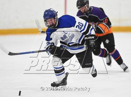 Thumbnail 2 in Stamford/Westhill vs. Hall/Southington (CIAC D3 Quarterfinal) photogallery.
