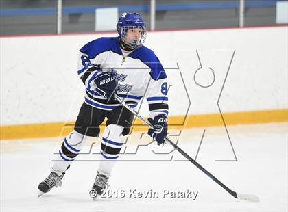 Thumbnail 1 in Stamford/Westhill vs. Hall/Southington (CIAC D3 Quarterfinal) photogallery.