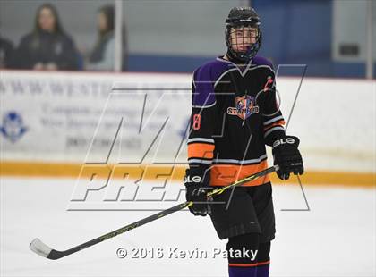 Thumbnail 2 in Stamford/Westhill vs. Hall/Southington (CIAC D3 Quarterfinal) photogallery.