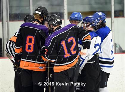 Thumbnail 2 in Stamford/Westhill vs. Hall/Southington (CIAC D3 Quarterfinal) photogallery.