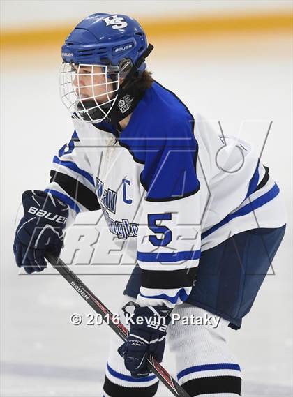 Thumbnail 3 in Stamford/Westhill vs. Hall/Southington (CIAC D3 Quarterfinal) photogallery.