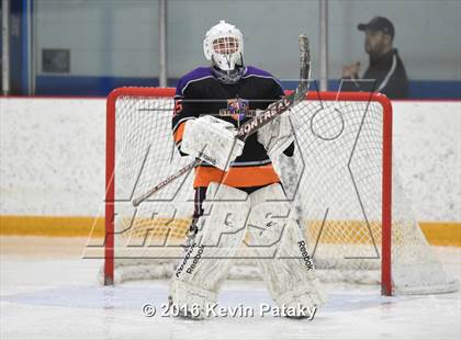 Thumbnail 3 in Stamford/Westhill vs. Hall/Southington (CIAC D3 Quarterfinal) photogallery.