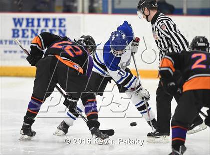 Thumbnail 1 in Stamford/Westhill vs. Hall/Southington (CIAC D3 Quarterfinal) photogallery.