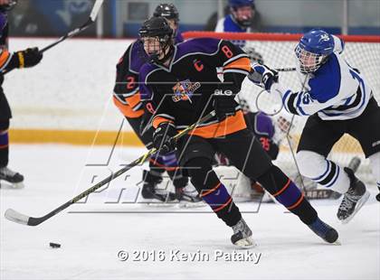Thumbnail 2 in Stamford/Westhill vs. Hall/Southington (CIAC D3 Quarterfinal) photogallery.