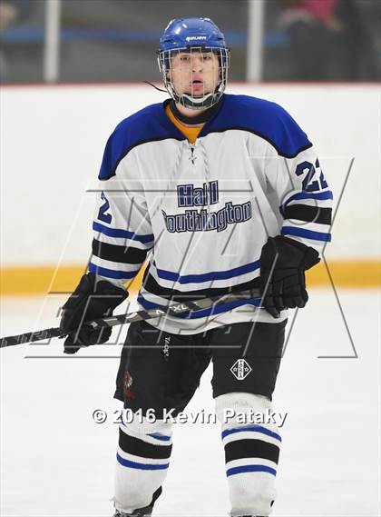 Thumbnail 1 in Stamford/Westhill vs. Hall/Southington (CIAC D3 Quarterfinal) photogallery.