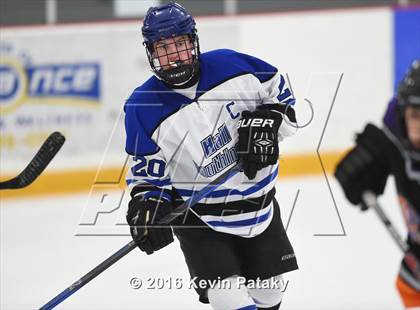 Thumbnail 3 in Stamford/Westhill vs. Hall/Southington (CIAC D3 Quarterfinal) photogallery.