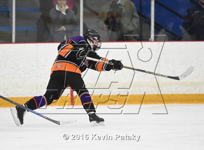 Thumbnail 3 in Stamford/Westhill vs. Hall/Southington (CIAC D3 Quarterfinal) photogallery.