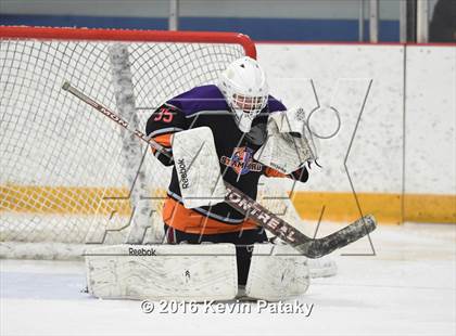 Thumbnail 3 in Stamford/Westhill vs. Hall/Southington (CIAC D3 Quarterfinal) photogallery.
