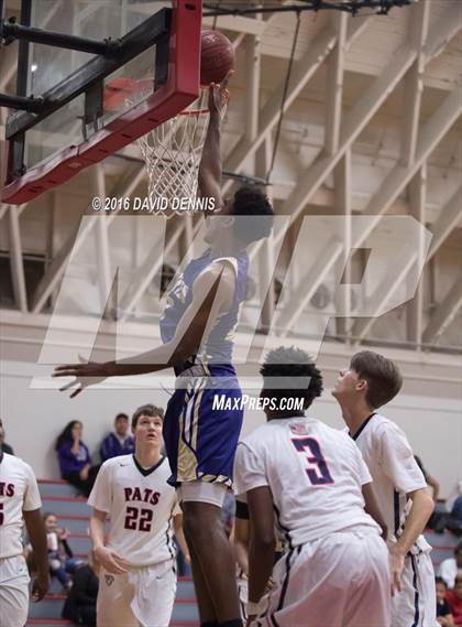 Thumbnail 2 in Liberty vs. Ridgeview photogallery.