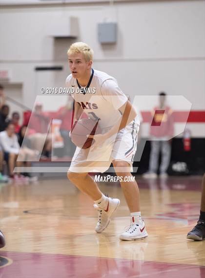 Thumbnail 2 in Liberty vs. Ridgeview photogallery.