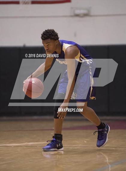 Thumbnail 2 in Liberty vs. Ridgeview photogallery.