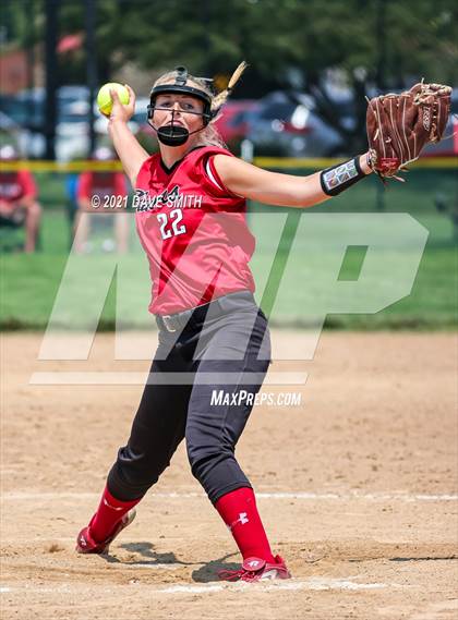 Thumbnail 3 in Muscatine vs Williamsburg (Rick Doran Classic) photogallery.