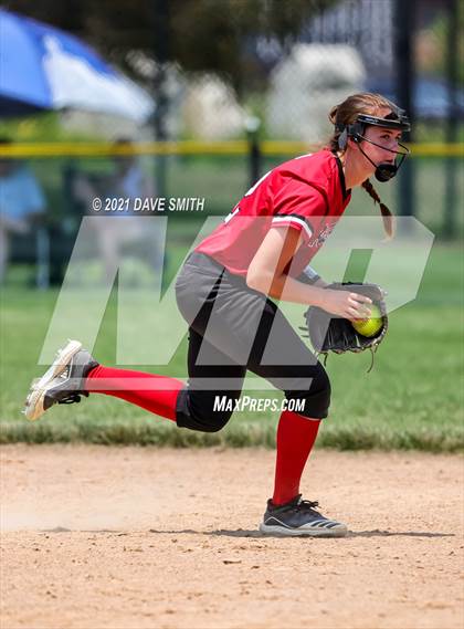 Thumbnail 2 in Muscatine vs Williamsburg (Rick Doran Classic) photogallery.