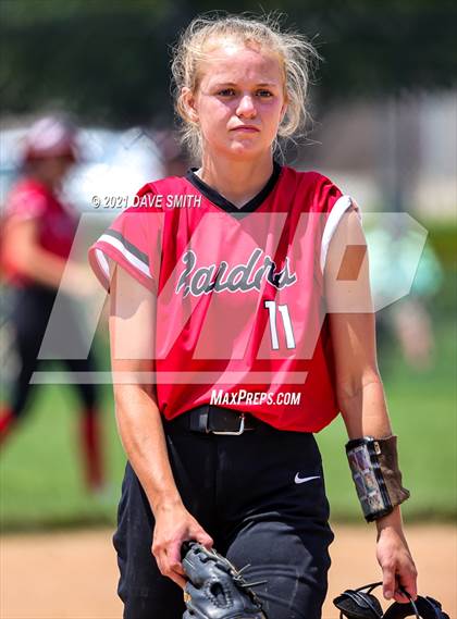 Thumbnail 1 in Muscatine vs Williamsburg (Rick Doran Classic) photogallery.