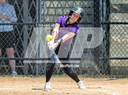 Thumbnail 2 in Muscatine vs Williamsburg (Rick Doran Classic) photogallery.
