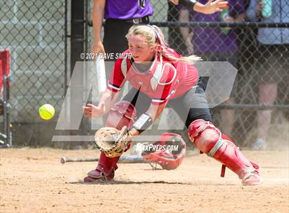 Thumbnail 1 in Muscatine vs Williamsburg (Rick Doran Classic) photogallery.
