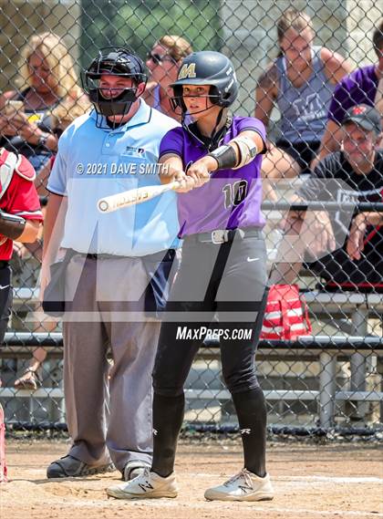 Thumbnail 3 in Muscatine vs Williamsburg (Rick Doran Classic) photogallery.