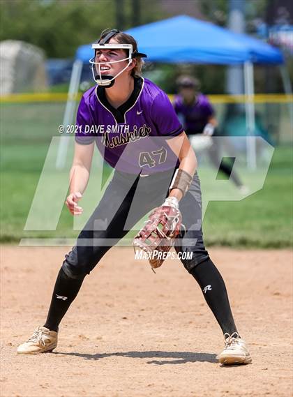 Thumbnail 1 in Muscatine vs Williamsburg (Rick Doran Classic) photogallery.