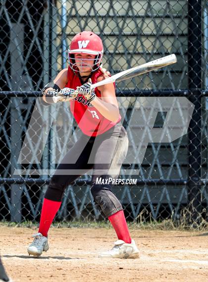 Thumbnail 2 in Muscatine vs Williamsburg (Rick Doran Classic) photogallery.