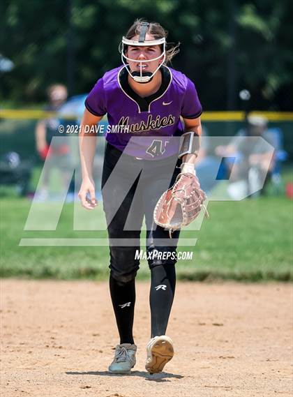 Thumbnail 1 in Muscatine vs Williamsburg (Rick Doran Classic) photogallery.
