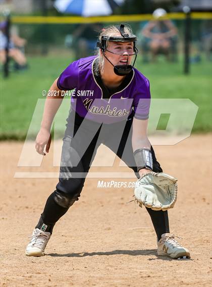 Thumbnail 1 in Muscatine vs Williamsburg (Rick Doran Classic) photogallery.