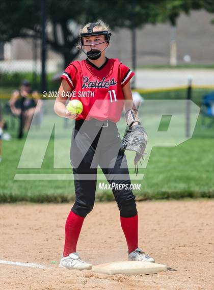 Thumbnail 1 in Muscatine vs Williamsburg (Rick Doran Classic) photogallery.