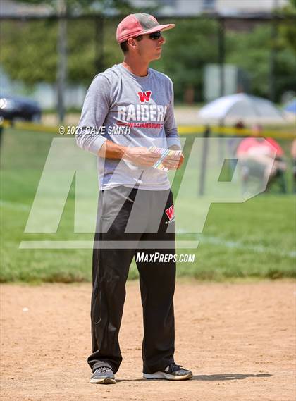 Thumbnail 3 in Muscatine vs Williamsburg (Rick Doran Classic) photogallery.
