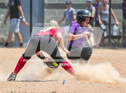 Thumbnail 3 in Muscatine vs Williamsburg (Rick Doran Classic) photogallery.