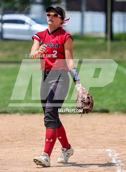 Thumbnail 2 in Muscatine vs Williamsburg (Rick Doran Classic) photogallery.