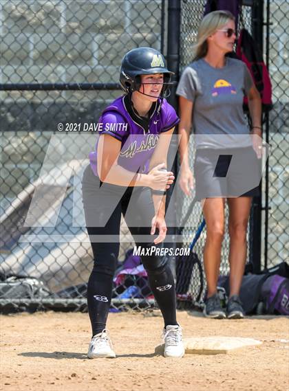 Thumbnail 1 in Muscatine vs Williamsburg (Rick Doran Classic) photogallery.