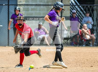 Thumbnail 2 in Muscatine vs Williamsburg (Rick Doran Classic) photogallery.