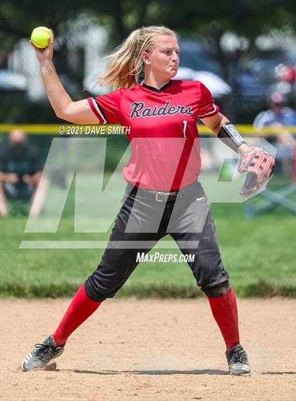 Thumbnail 1 in Muscatine vs Williamsburg (Rick Doran Classic) photogallery.