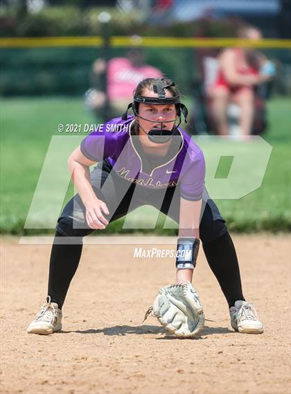 Thumbnail 2 in Muscatine vs Williamsburg (Rick Doran Classic) photogallery.