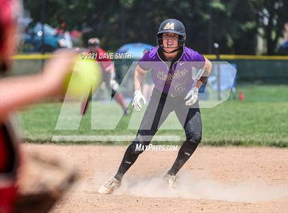 Thumbnail 1 in Muscatine vs Williamsburg (Rick Doran Classic) photogallery.