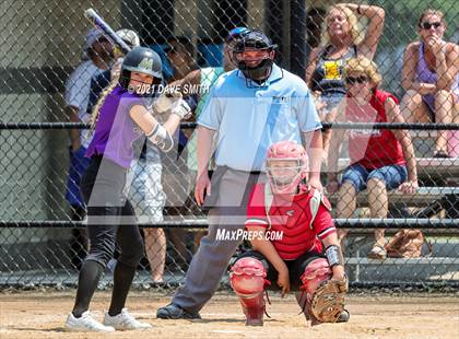 Thumbnail 1 in Muscatine vs Williamsburg (Rick Doran Classic) photogallery.