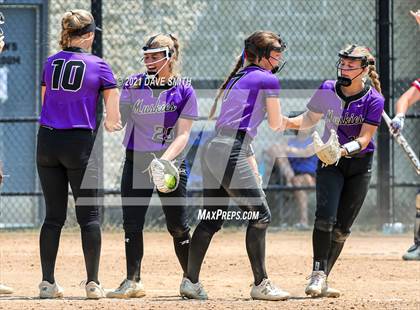 Thumbnail 3 in Muscatine vs Williamsburg (Rick Doran Classic) photogallery.