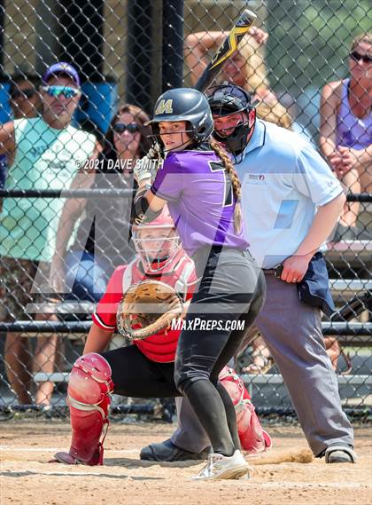 Thumbnail 2 in Muscatine vs Williamsburg (Rick Doran Classic) photogallery.