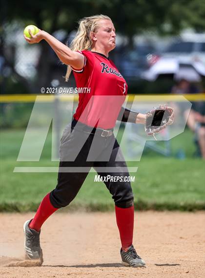 Thumbnail 2 in Muscatine vs Williamsburg (Rick Doran Classic) photogallery.