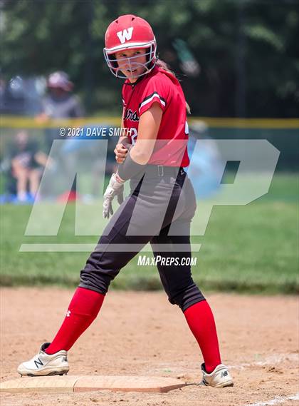 Thumbnail 2 in Muscatine vs Williamsburg (Rick Doran Classic) photogallery.