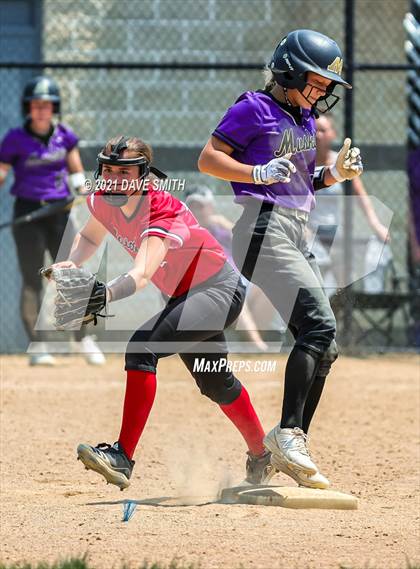 Thumbnail 2 in Muscatine vs Williamsburg (Rick Doran Classic) photogallery.