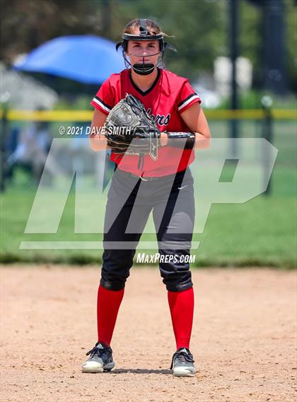 Thumbnail 2 in Muscatine vs Williamsburg (Rick Doran Classic) photogallery.