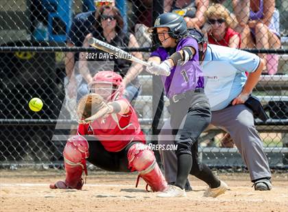 Thumbnail 3 in Muscatine vs Williamsburg (Rick Doran Classic) photogallery.