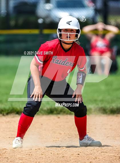 Thumbnail 3 in Muscatine vs Williamsburg (Rick Doran Classic) photogallery.