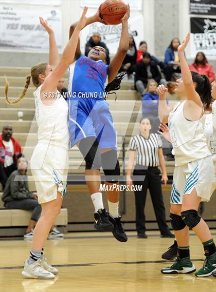 Thumbnail 1 in Serra @ Aliso Niguel (CIF SS D1 Playoff) photogallery.