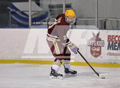 Thumbnail 1 in Oakton vs South Lakes (Reston IceQuest) photogallery.